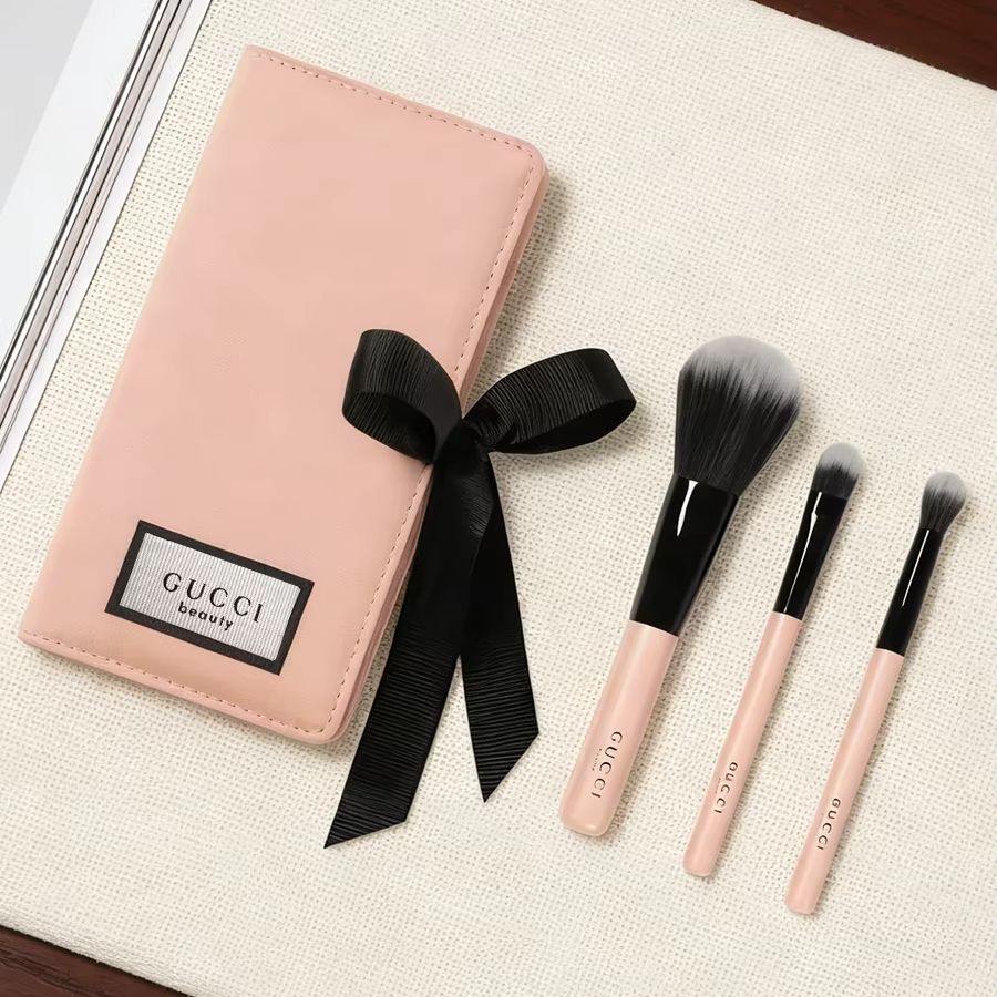 Luxury Skincare And Makeup Brands - Set Kuas Makeup GUCCI, Kuas Blush